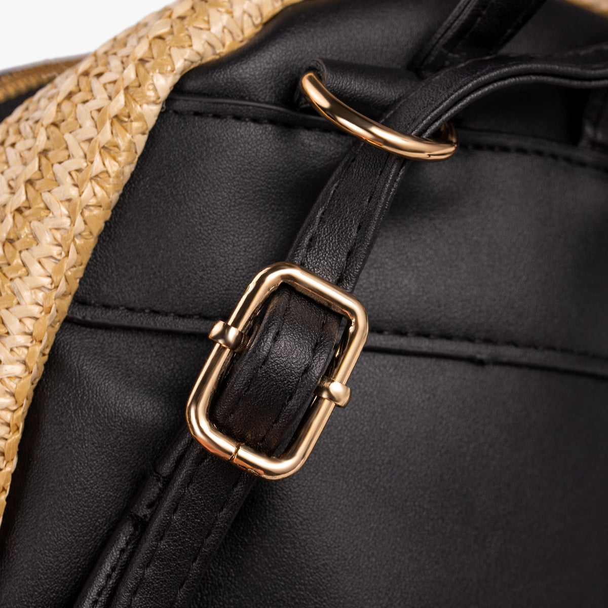 CELIA - Straw & Vegan Leather Backpack