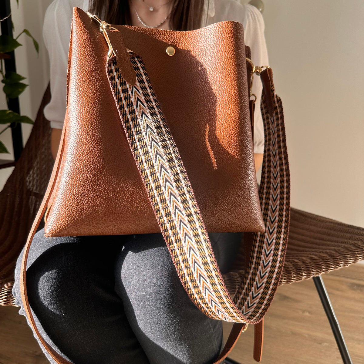 AMINA - Vegan Leather Bucket Bag