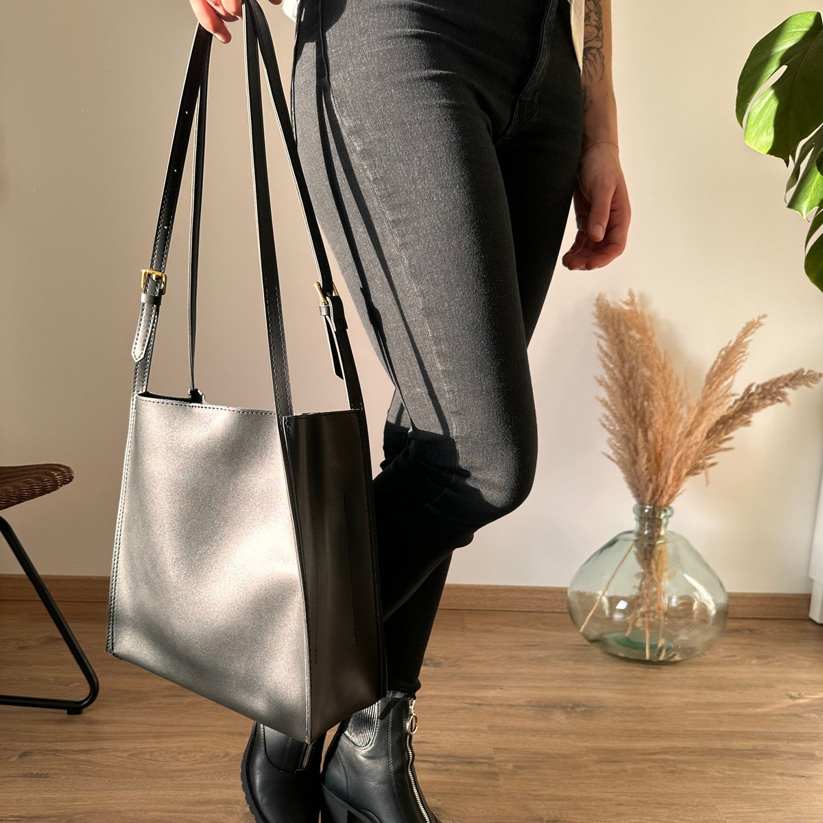 JUNE - Vegan Leather Tote Bag