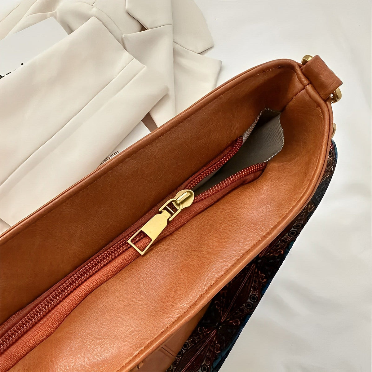 SARA - Vegan Leather Crossbody Bag
