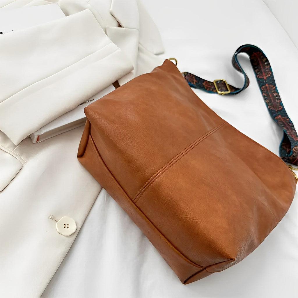 SARA - Vegan Leather Crossbody Bag