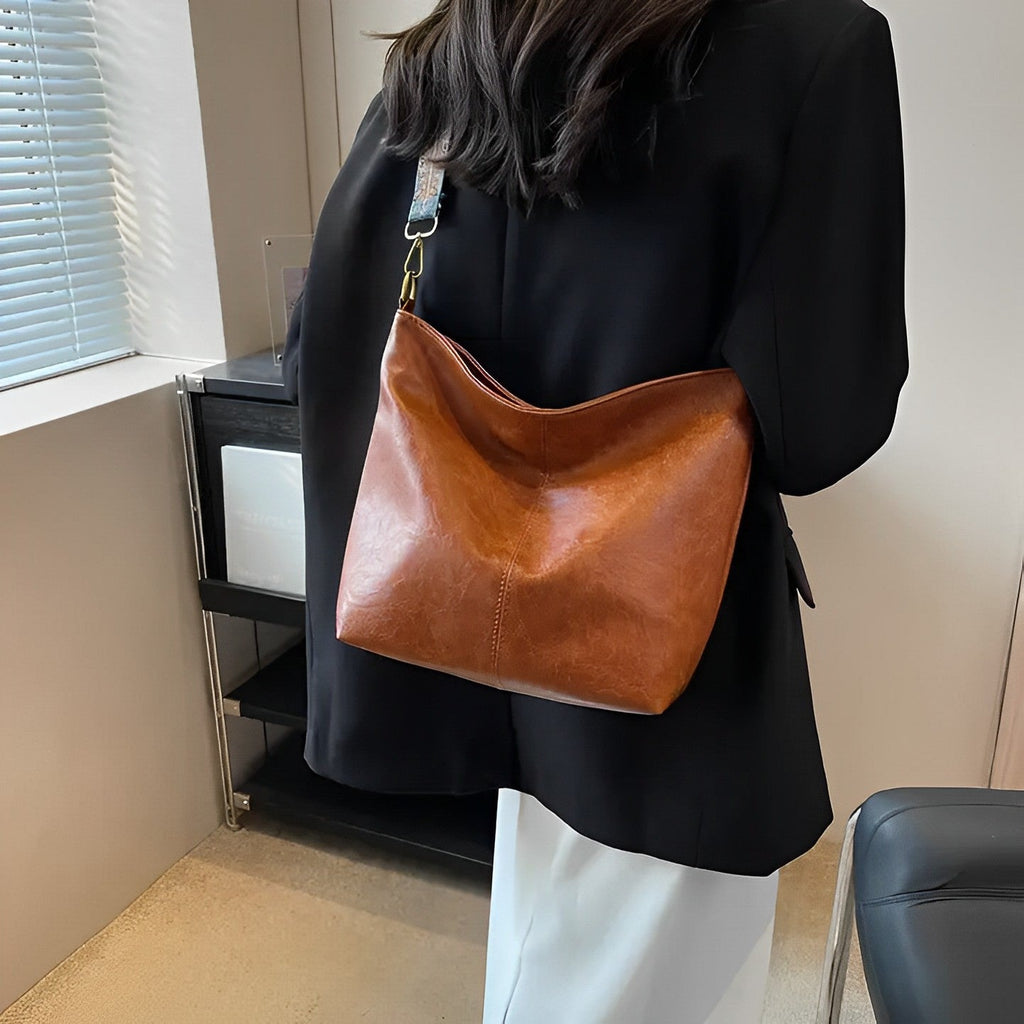 SARA - Vegan Leather Crossbody Bag